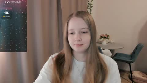 Snapshot of alisha_ley chatting on 04-20-26, 02:58 Alya online show from 04-20-26, 02:58