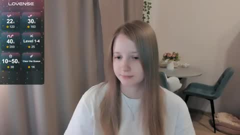 Snapshot of alisha_ley chatting on 04-23-26, 01:57 Alya online show from 04-23-26, 01:57
