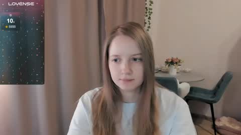 Snapshot of alisha_ley chatting on 05-04-26, 01:40 Alya online show from 05-04-26, 01:40