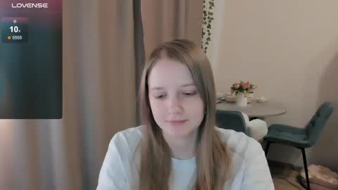 Snapshot of alisha_ley chatting on 05-06-26, 03:39 Alya online show from 05-06-26, 03:39