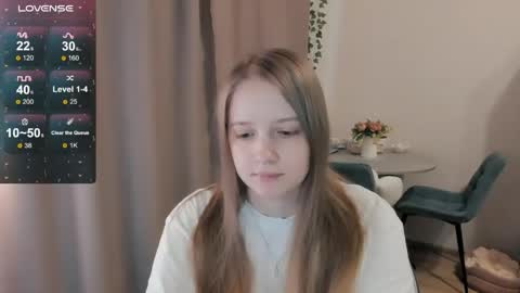 Snapshot of alisha_ley chatting on 05-16-26, 04:28 Alya online show from 05-16-26, 04:28