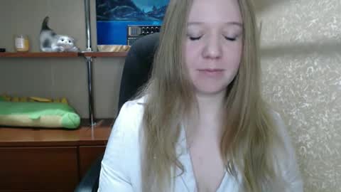 alisha_xi online show from 01-13-26, 08:36