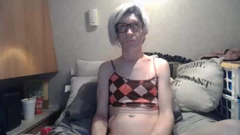Snapshot of alishaluv chatting on 06-09-26, 09:21 Alisha online show from 06-09-26, 09:21