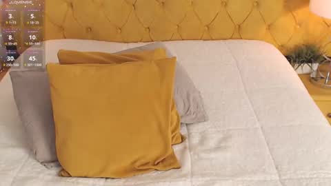 Luna online show from 03-22-26, 03:59