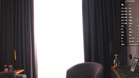 Snapshot of alishialavy chatting on 02-25-26, 02:54 Flora online show from 02-25-26, 02:54