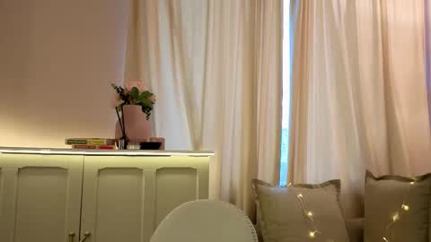 Alisia online show from 02-04-26, 07:47