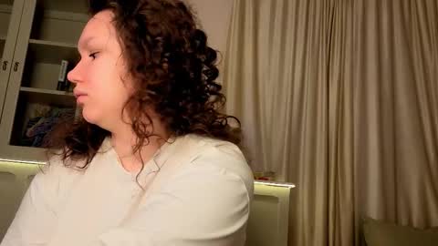 Alisia online show from 02-24-26, 05:16