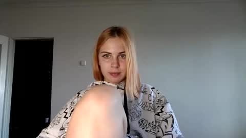 Alisa online show from 09-13-25, 01:55