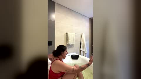 Snapshot of alison_and_lucy_ chatting on 03-15-26, 06:25 alison_and_lucy_ online show from 03-15-26, 06:25