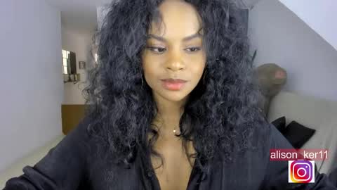 Sofias house online show from 12-29-24, 09:09