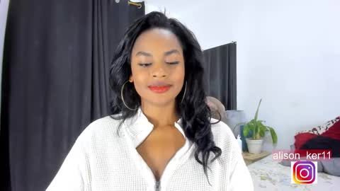 Sofias house online show from 02-16-25, 09:37