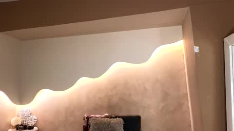 Ali  online show from 11-27-25, 12:18