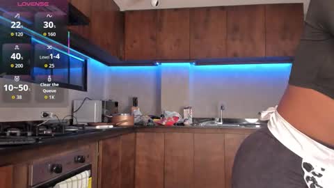 Alison Moon  online show from 10-17-25, 11:07