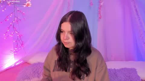 Snapshot of alissa_cute1 chatting on 07-01-26, 02:46 Mia online show from 07-01-26, 02:46