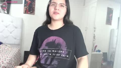 alissa_morrison online show from 12-17-25, 01:22