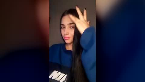 Snapshot of alisson369_ chatting on 06-20-26, 11:24 Alisson369 online show from 06-20-26, 11:24