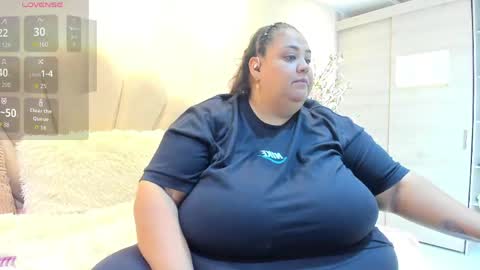 Snapshot of alisson_am chatting on 05-18-26, 11:16 Alisson online show from 05-18-26, 11:16