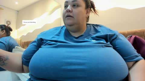 Snapshot of alisson_am chatting on 06-01-26, 11:34 Alisson online show from 06-01-26, 11:34