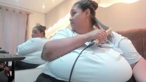 Snapshot of alisson_am chatting on 06-20-26, 07:38 Alisson online show from 06-20-26, 07:38