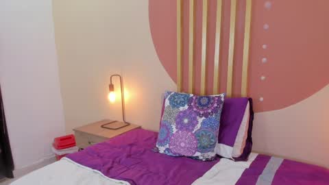 Snapshot of alisson_lay chatting on 01-28-25, 11:28 A L I S S O N online show from 01-28-25, 11:28