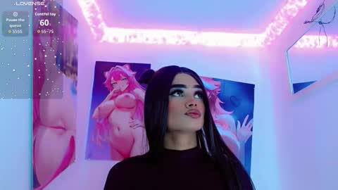 Snapshot of alisson_secrett_ chatting on 02-18-26, 04:30 Alisson online show from 02-18-26, 04:30