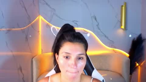 alisson_tx_ online show from 04-12-26, 07:57