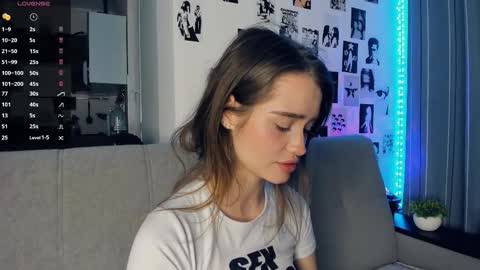 Alivia online show from 11-15-25, 10:01