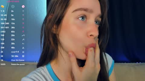 Alivia online show from 04-04-26, 06:55