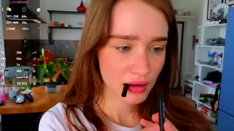 Snapshot of aliviawithlove chatting on 06-24-26, 08:24 Alivia online show from 06-24-26, 08:24