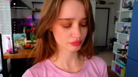 Snapshot of aliviawithlove chatting on 07-04-26, 09:37 Alivia online show from 07-04-26, 09:37