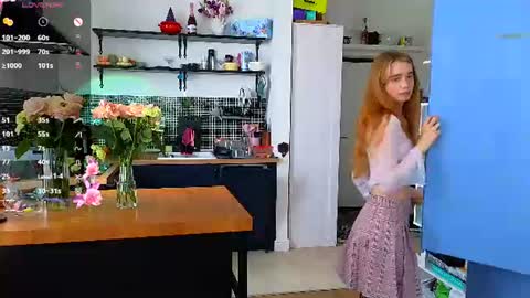 Snapshot of aliviawithlove chatting on 07-26-26, 09:38 Alivia online show from 07-26-26, 09:38