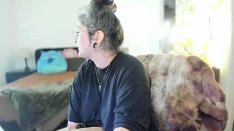 alix_valentine online show from 11-18-25, 04:55