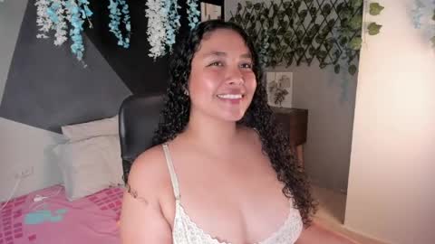 Snapshot of alixon_fiore5 chatting on 05-02-26, 09:14 alixon online show from 05-02-26, 09:14