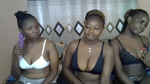 aliyah001 online show from 02-04-26, 01:28