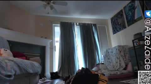 Alize Zaide online show from 03-12-26, 07:31