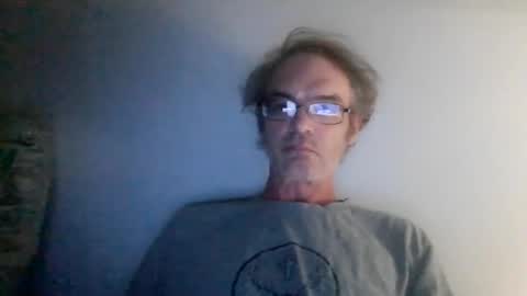 Snapshot of aljj81 chatting on 08-06-26, 03:19 J online show from 08-06-26, 03:19