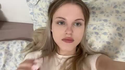 Kate online show from 06-28-26, 03:18