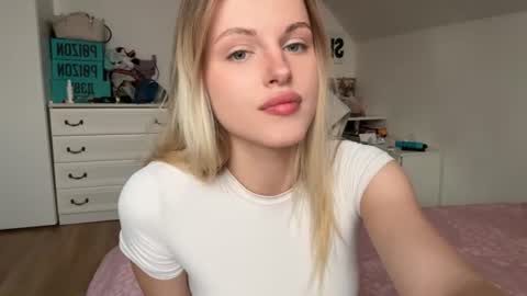 Kate online show from 07-28-26, 04:27