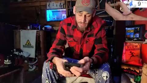 Snapshot of allan_arod chatting on 01-18-26, 11:03 Allan arod online show from 01-18-26, 11:03