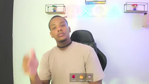 Snapshot of allan_ghersi02 chatting on 12-09-24, 06:55 Angel online show from 12-09-24, 06:55