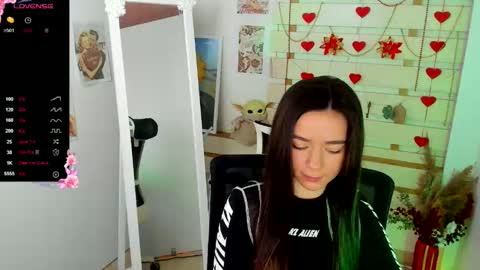 Snapshot of allana_dream chatting on 02-24-26, 07:06 Allana online show from 02-24-26, 07:06