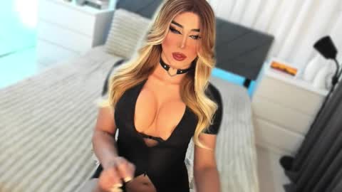 Snapshot of allareillusionxxx chatting on 01-06-26, 01:26 Miss Gia online show from 01-06-26, 01:26