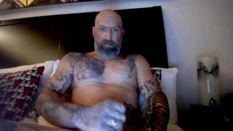 Snapshot of allaroundamazing13 chatting on 01-18-26, 04:38 allaroundamazing13 online show from 01-18-26, 04:38