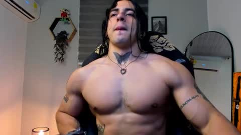 independent model 3 online show from 09-24-25, 02:04