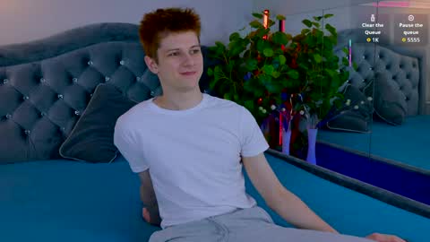 Snapshot of allert_ chatting on 04-30-26, 11:20 allert_ online show from 04-30-26, 11:20