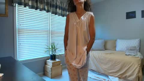 wishlist on bio online show from 07-09-26, 02:10