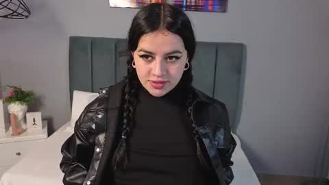 Snapshot of alli_cooper chatting on 07-15-26, 02:22 Ali online show from 07-15-26, 02:22