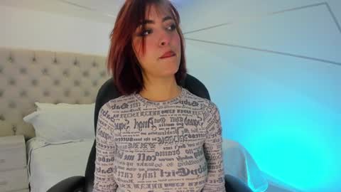 Snapshot of allicerosero chatting on 12-22-24, 02:06 Allice online show from 12-22-24, 02:06