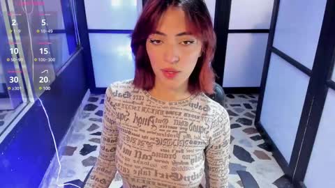 Snapshot of allicerosero chatting on 02-25-25, 05:19 Allice online show from 02-25-25, 05:19
