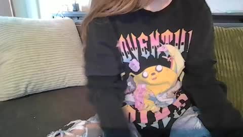 alliebearx online show from 07-16-26, 06:47